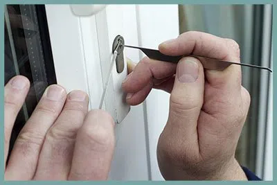 Watertown Locksmith Services Watertown, CT 860-744-3017 - 45-2